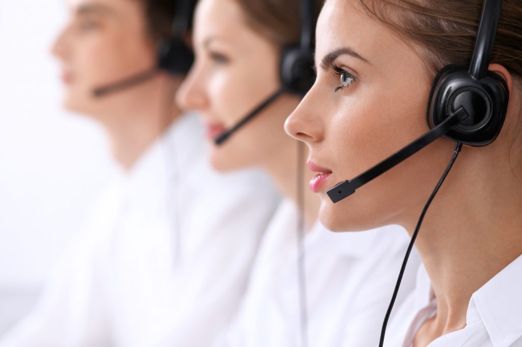 Call Centers vs Contact Centers